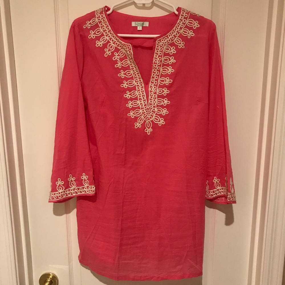 Jade size large pink embroidery tunic